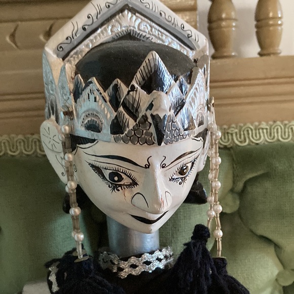 Indonesian Puppet - Picture 3 of 6